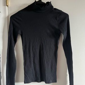 Hollister Turtleneck
